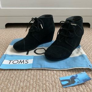 Toms Desert Wedge Booties Black Suede